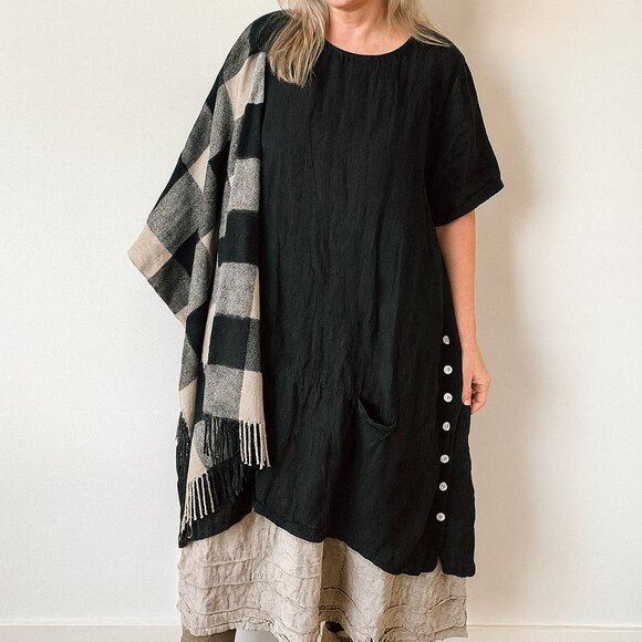 Intermezzo Collections Womens 100% Linen Black lagenlook Dress but side buttons - Picture 1 of 7